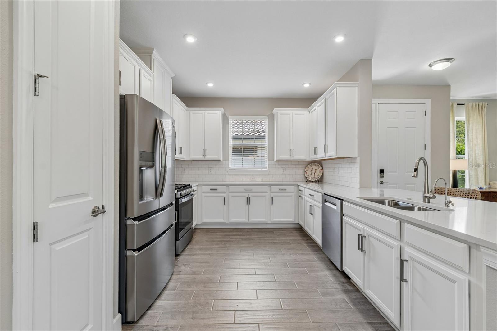 4333 CAIROLI CT — photo 5