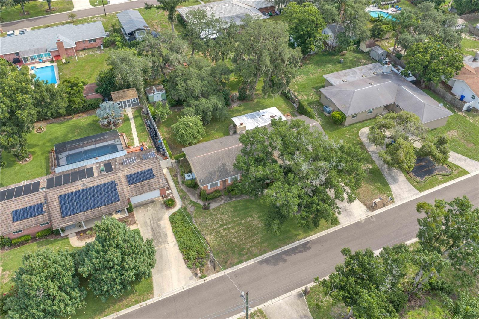 110 ASHBROOK DR — photo 35