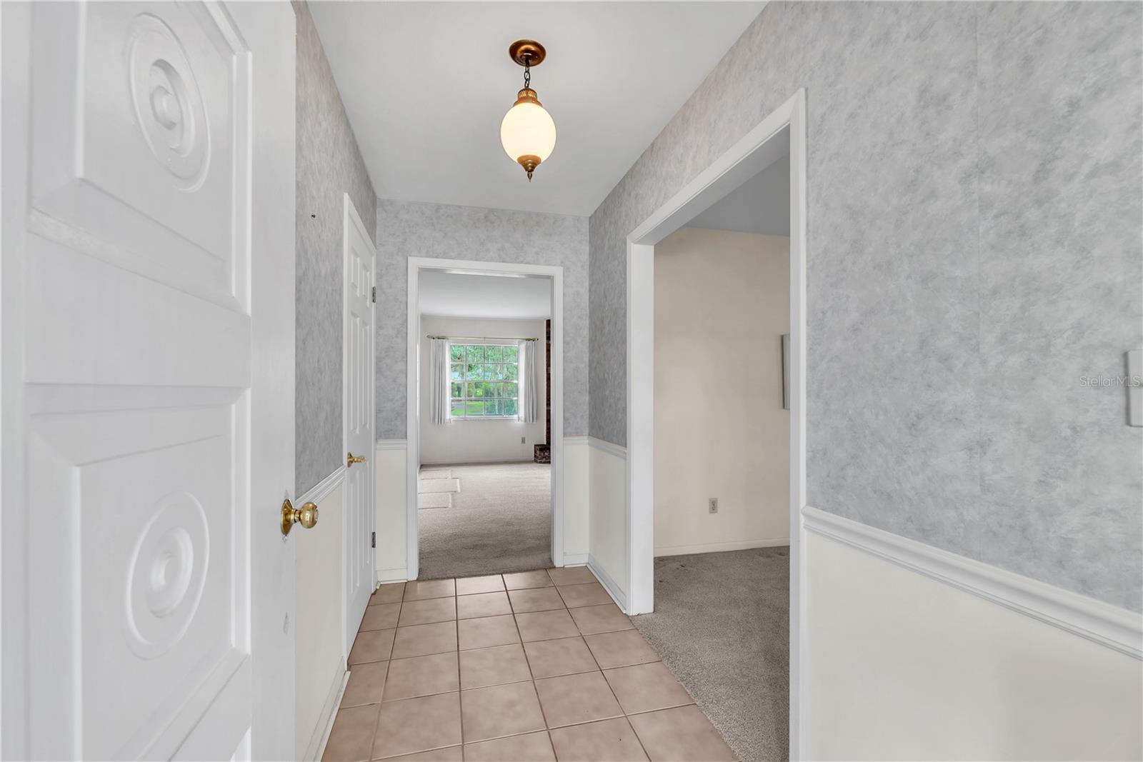 110 ASHBROOK DR — photo 15