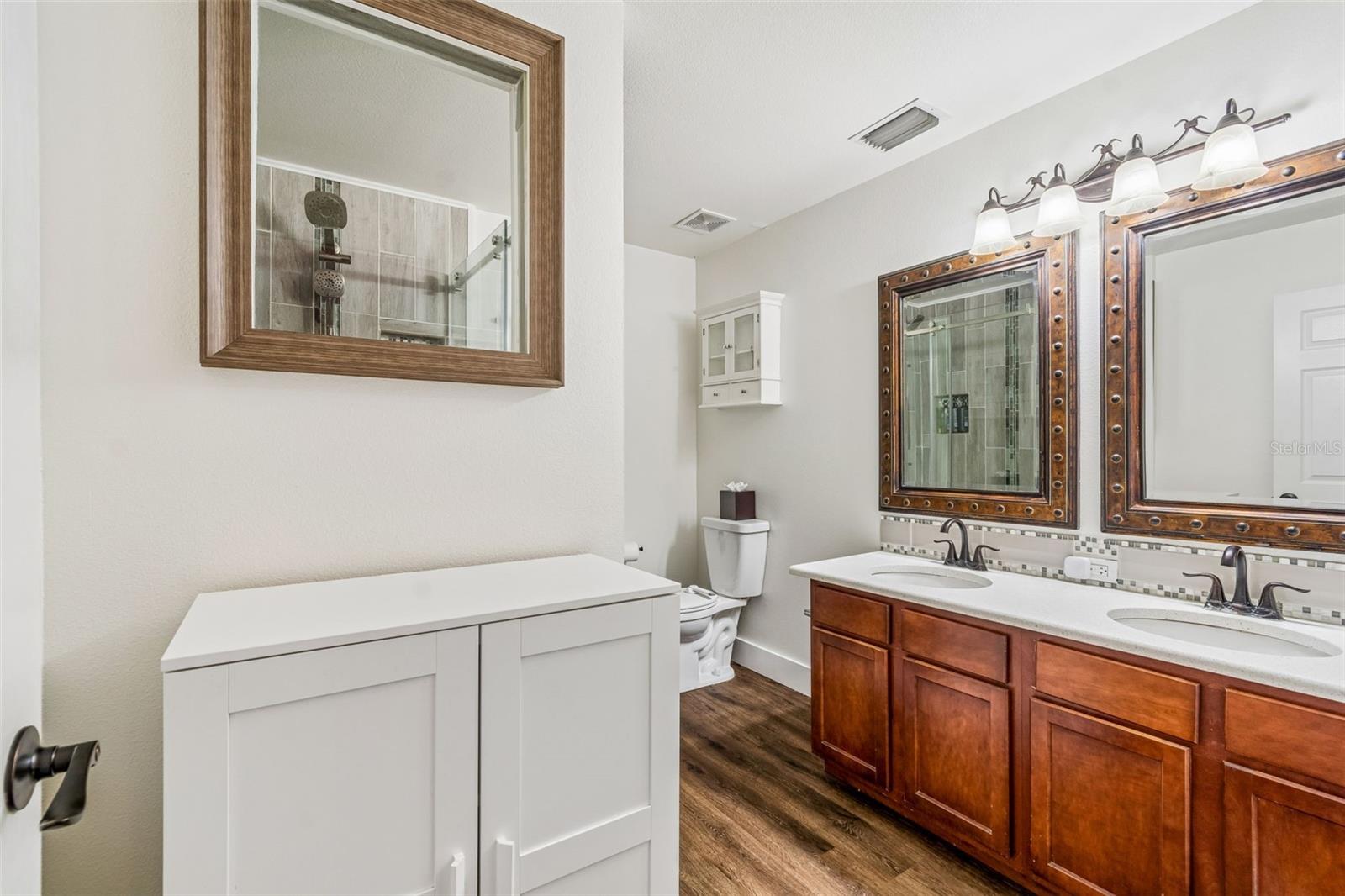 13715 TRAMORE DR — photo 36