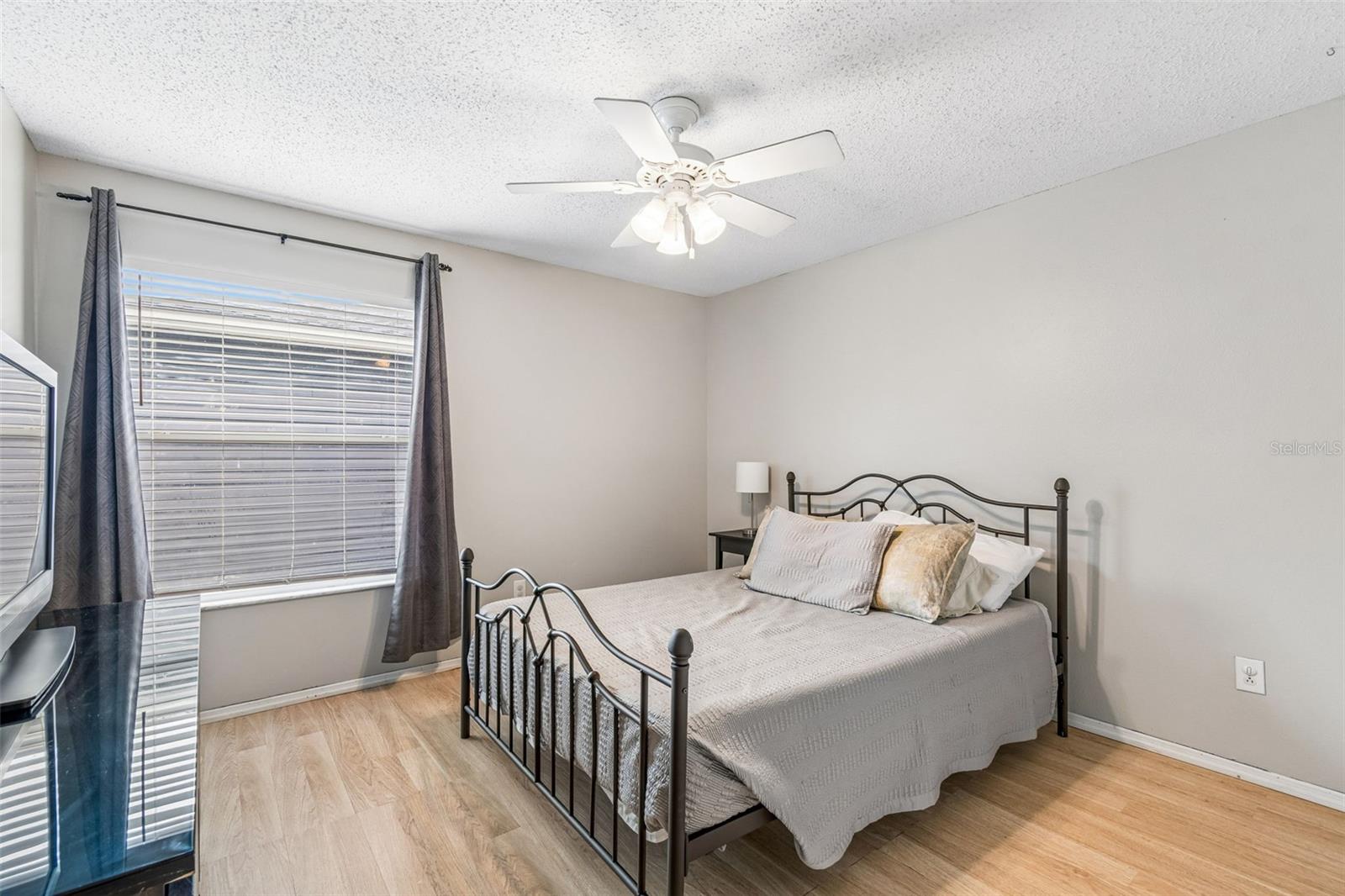 13715 TRAMORE DR — photo 60