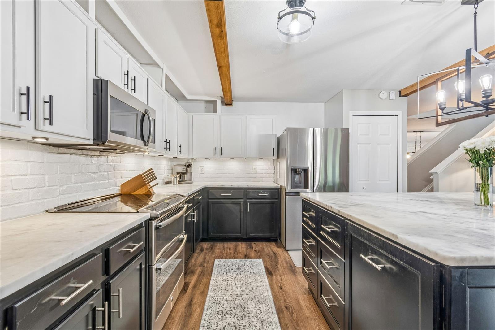 13715 TRAMORE DR — photo 16