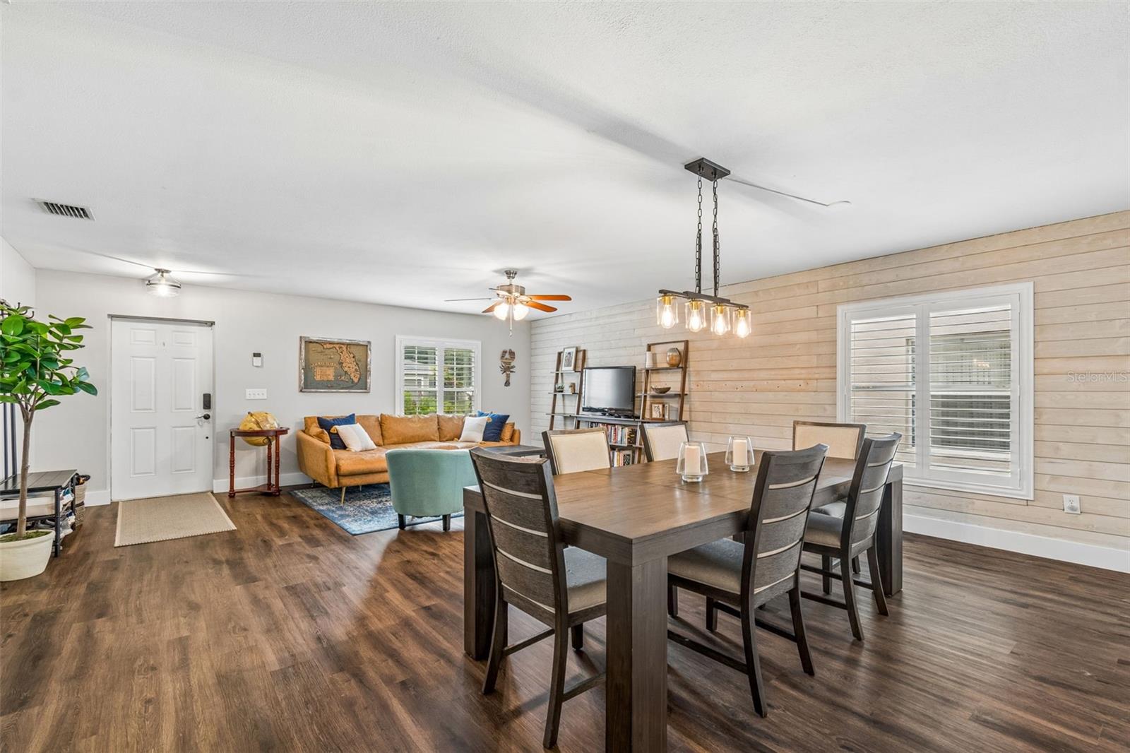13715 TRAMORE DR — photo 15