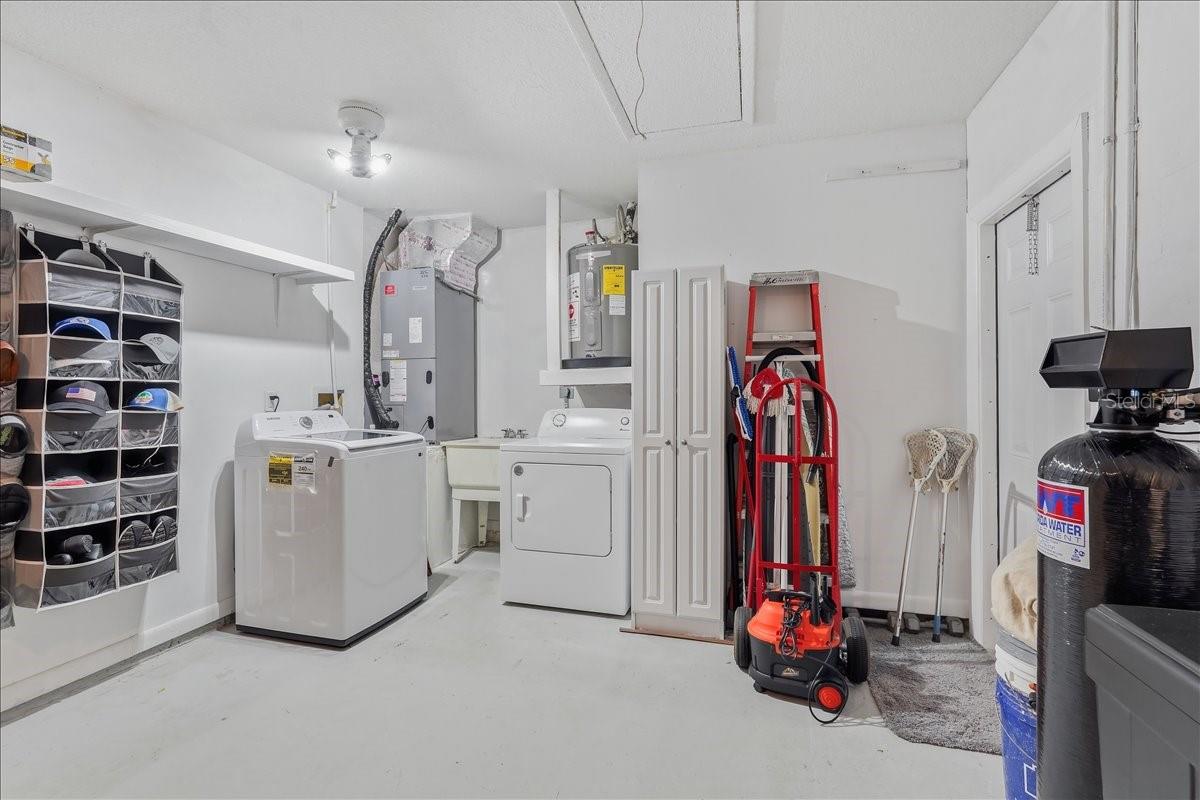11602 WHITE ASH DR — photo 42