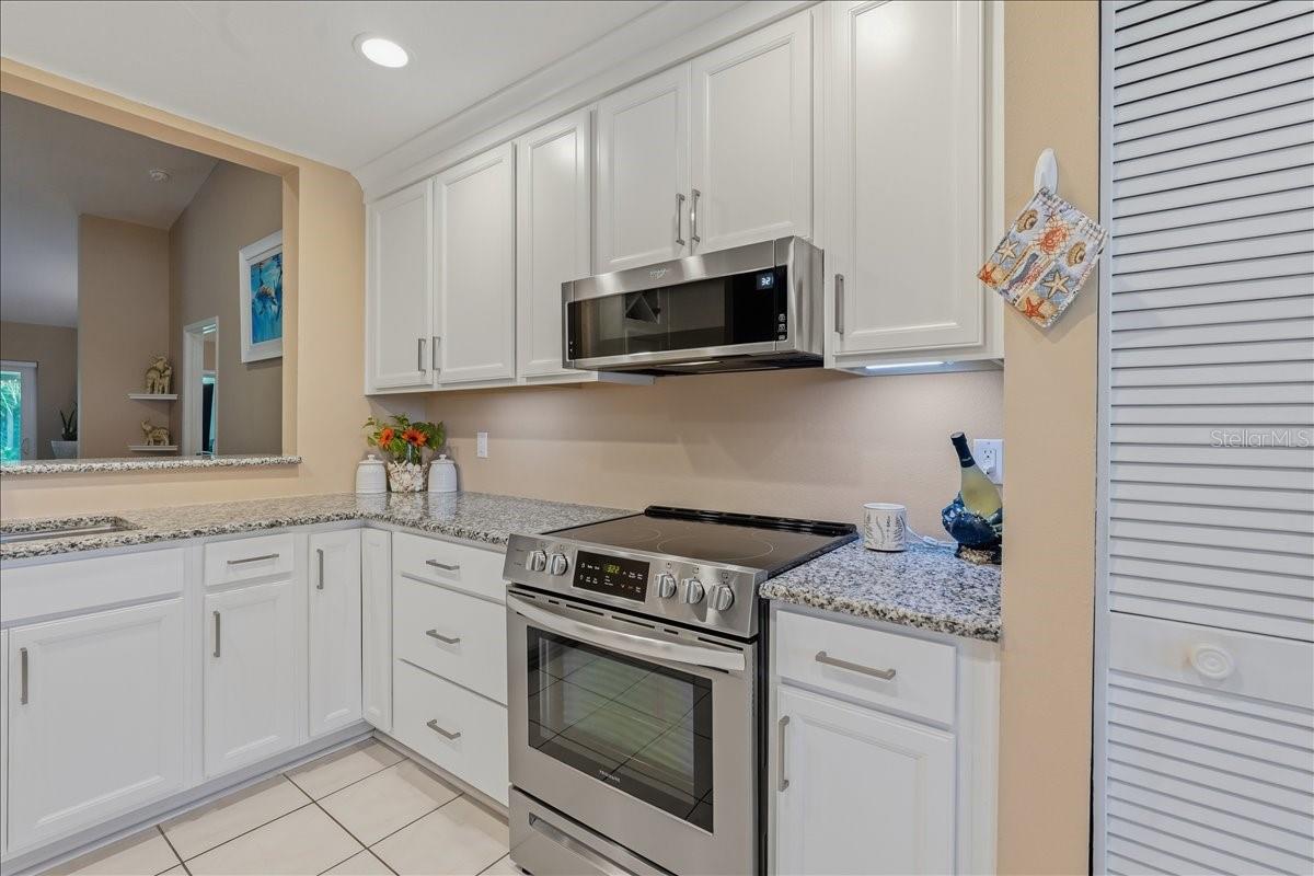 11602 WHITE ASH DR — photo 13