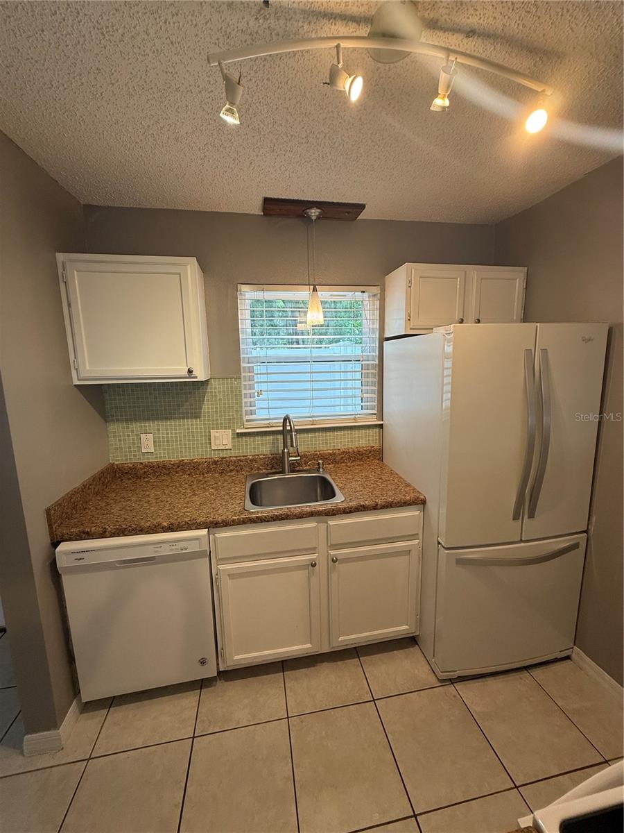 2302 MAKI RD #40 — photo 12