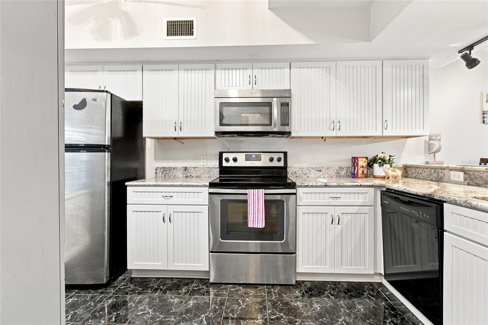2599 DOLLY BAY DR #306 — photo 9