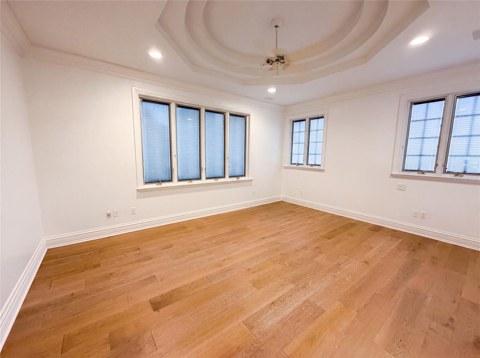 4407 W DALE AVE — photo 5