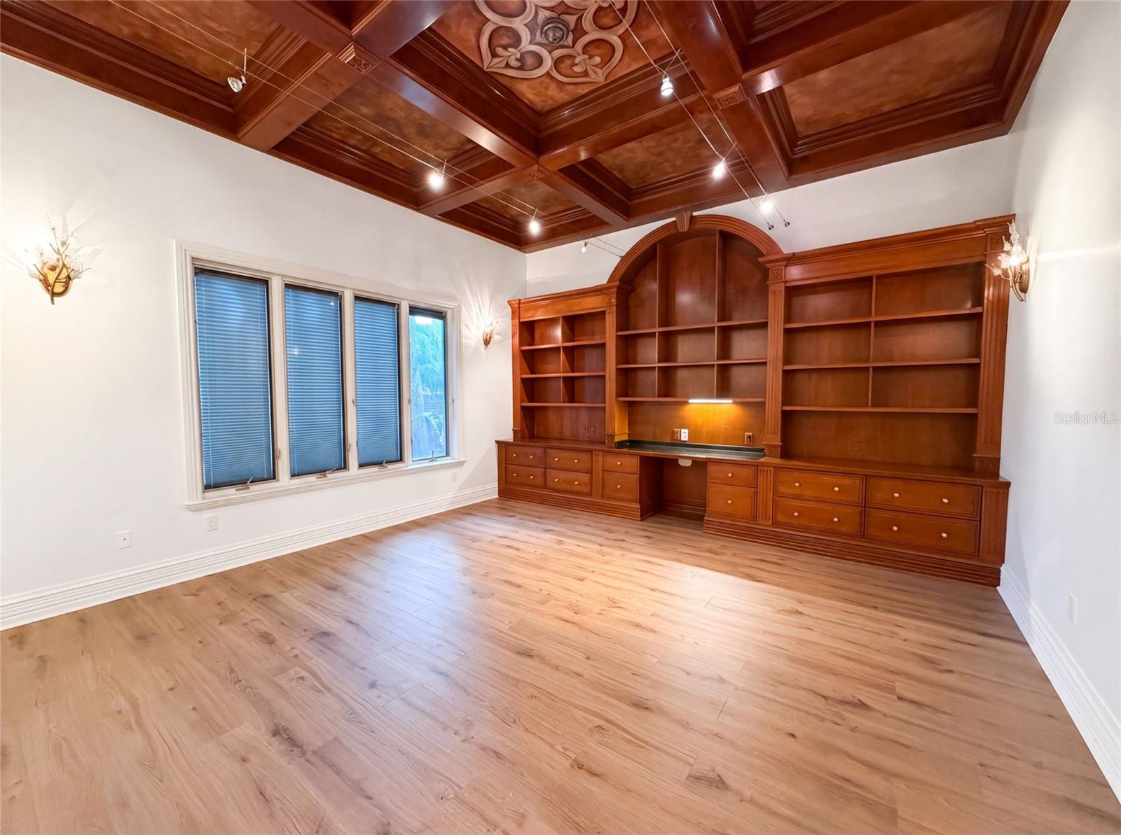 4407 W DALE AVE — photo 42
