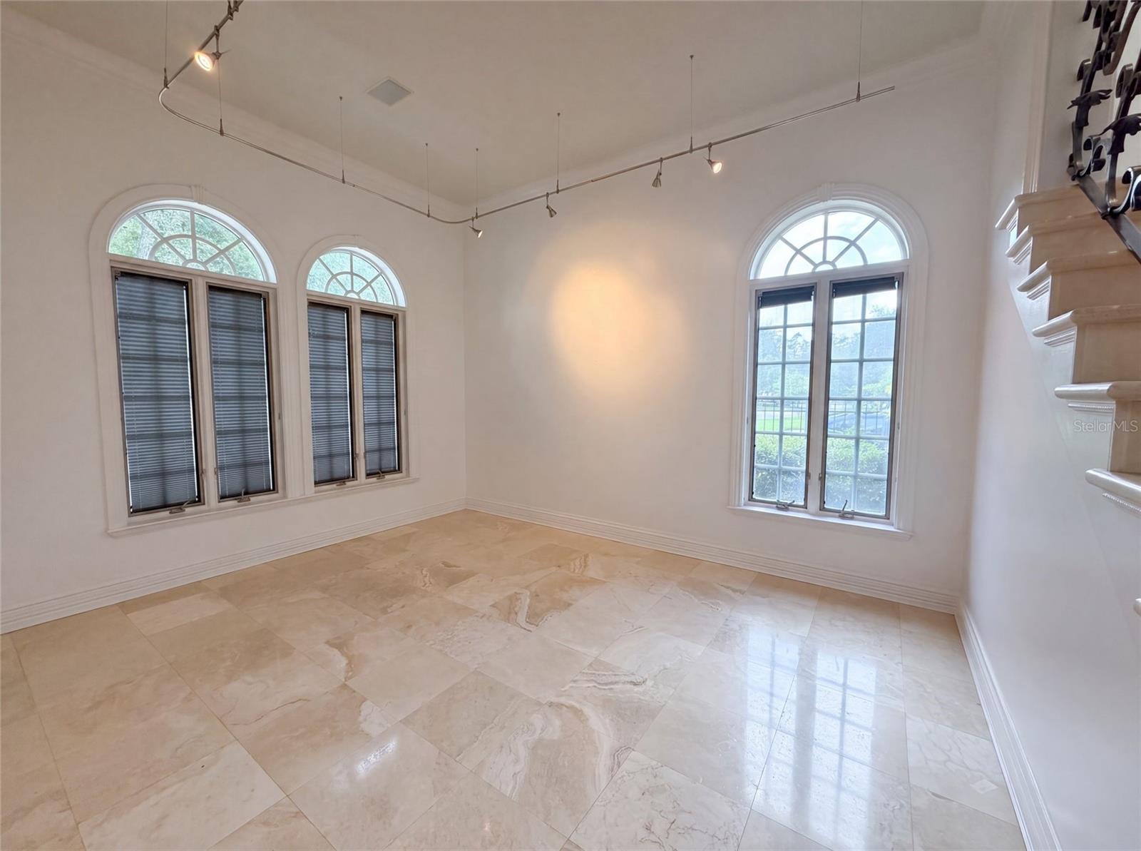 4407 W DALE AVE — photo 12