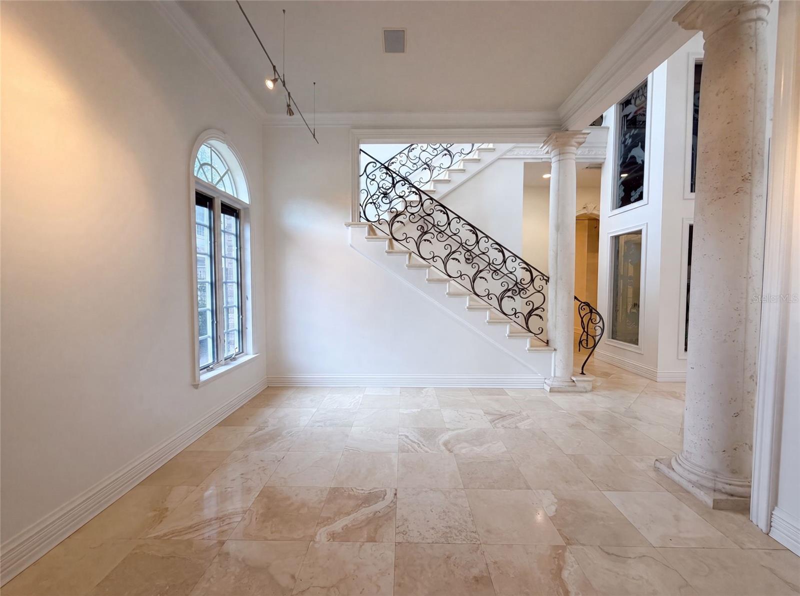 4407 W DALE AVE — photo 18