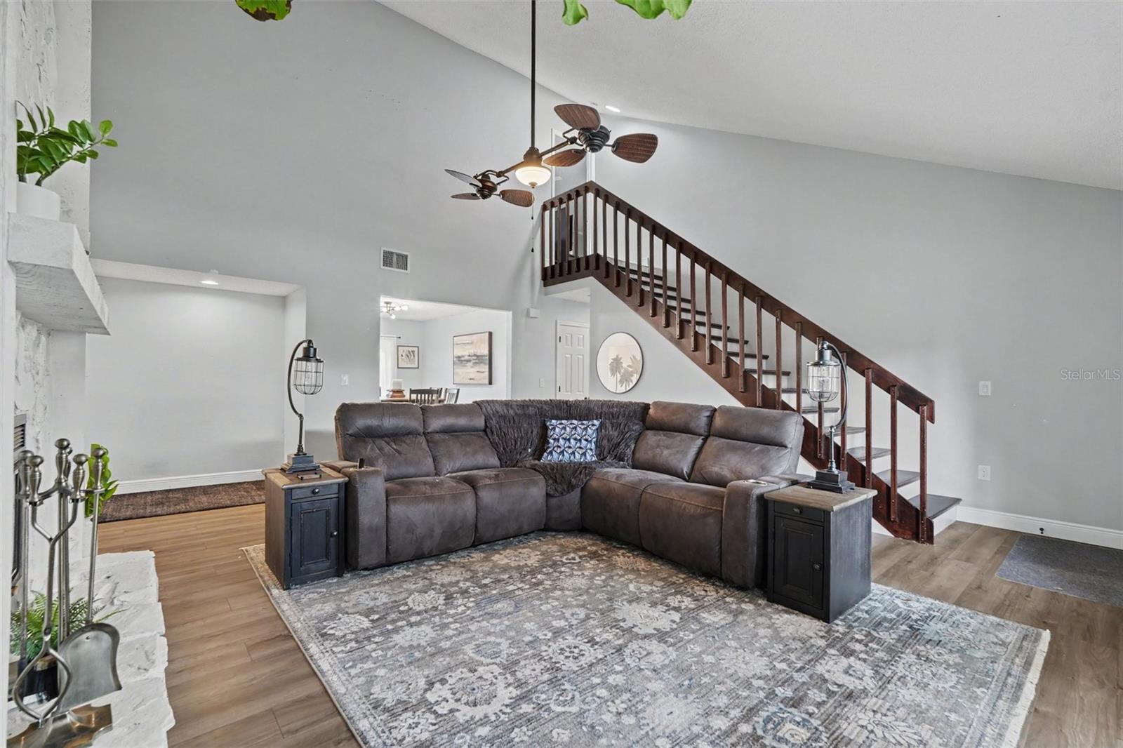 736 SANDY CREEK DR — photo 5