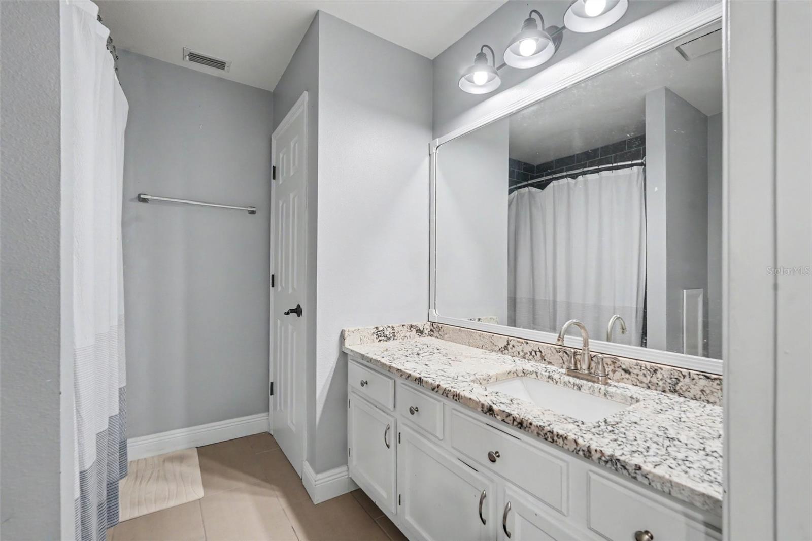 736 SANDY CREEK DR — photo 20