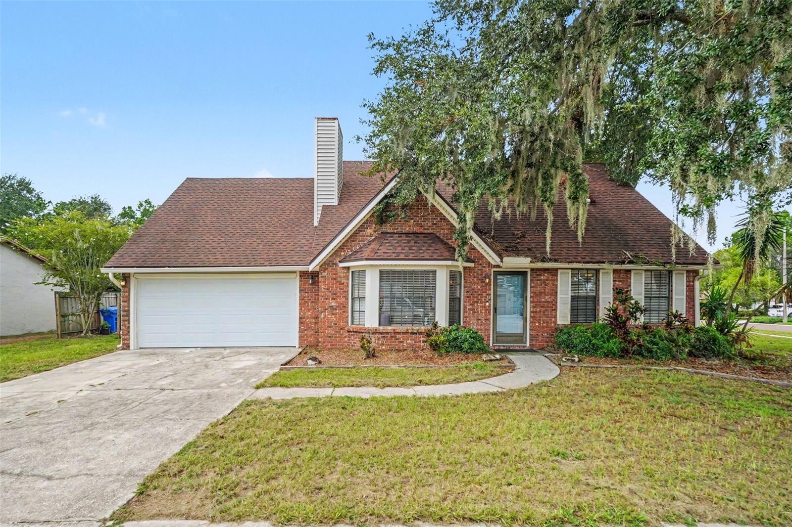 736 SANDY CREEK DR — photo 2