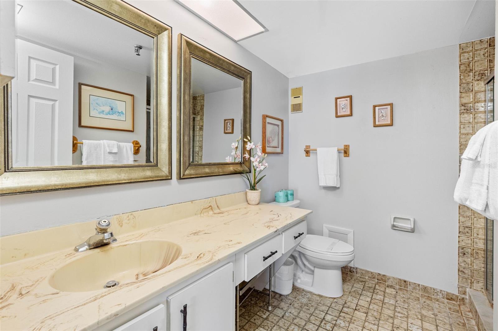 14300 GULF BLVD #501 — photo 19