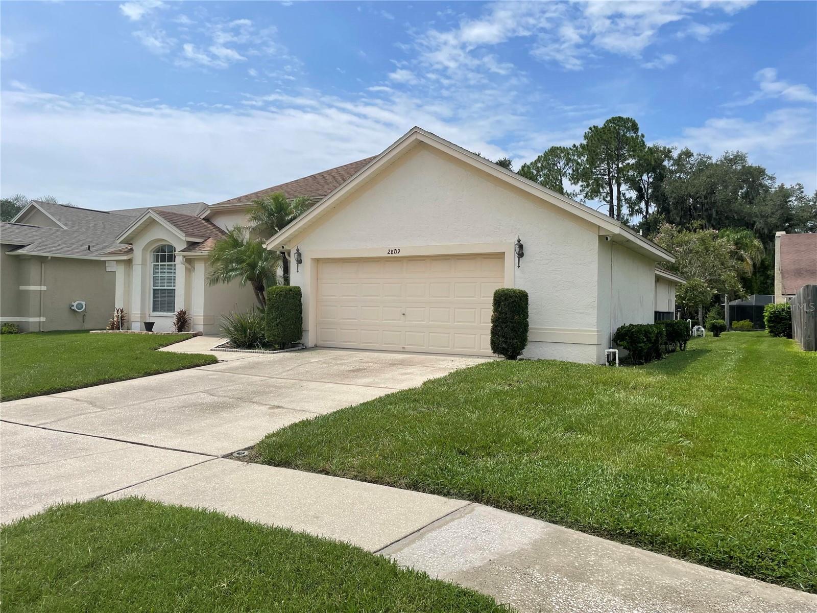 28719 RALEIGH PL — photo 3