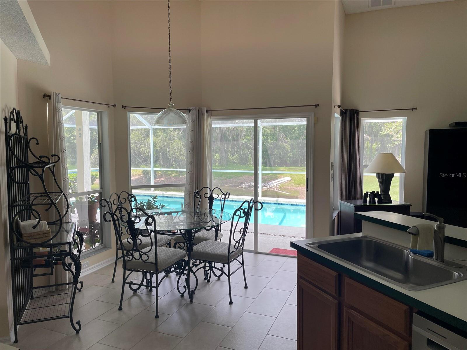 28719 RALEIGH PL — photo 9