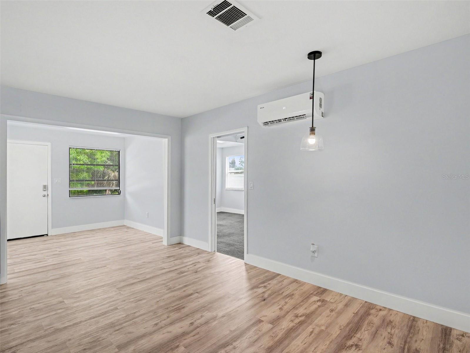 4060 AVANTI CIR — photo 10