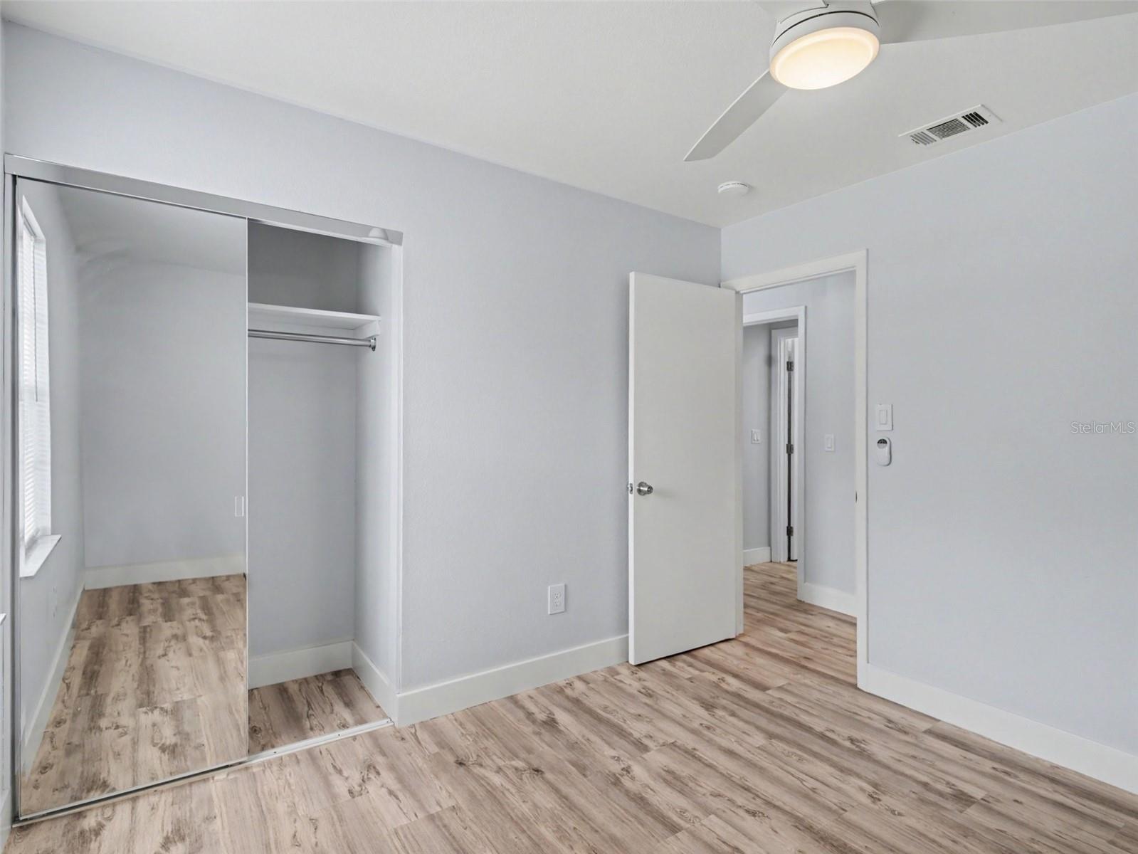 4060 AVANTI CIR — photo 21