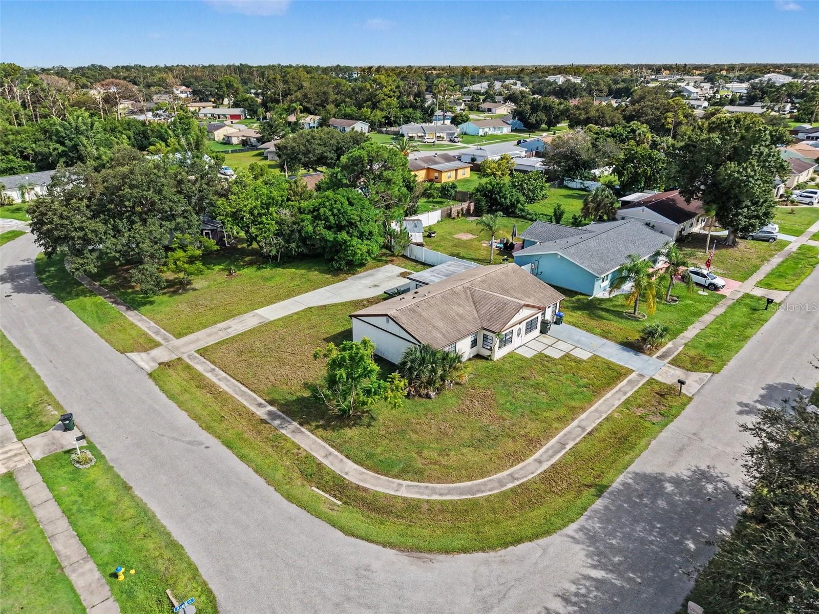 4060 AVANTI CIR — photo 34