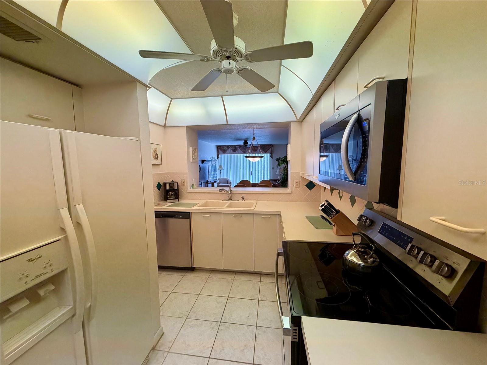 5701 BAHIA DEL MAR CIR #407 — photo 9