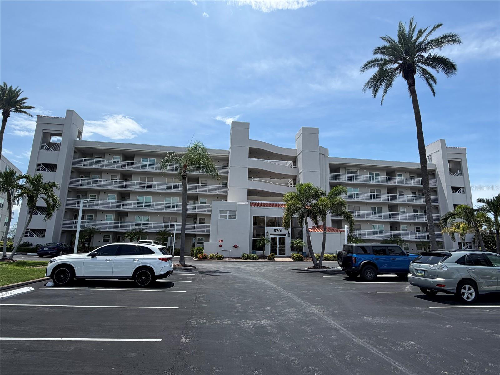 5701 BAHIA DEL MAR CIR #407 — photo 2