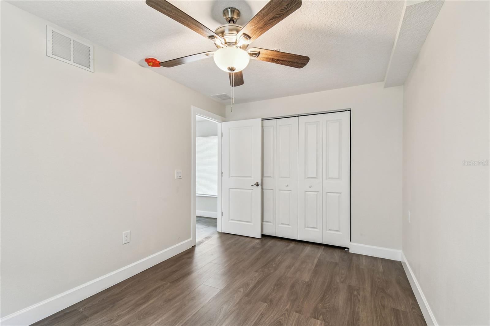 650 E TARPON AVE #C2 — photo 16