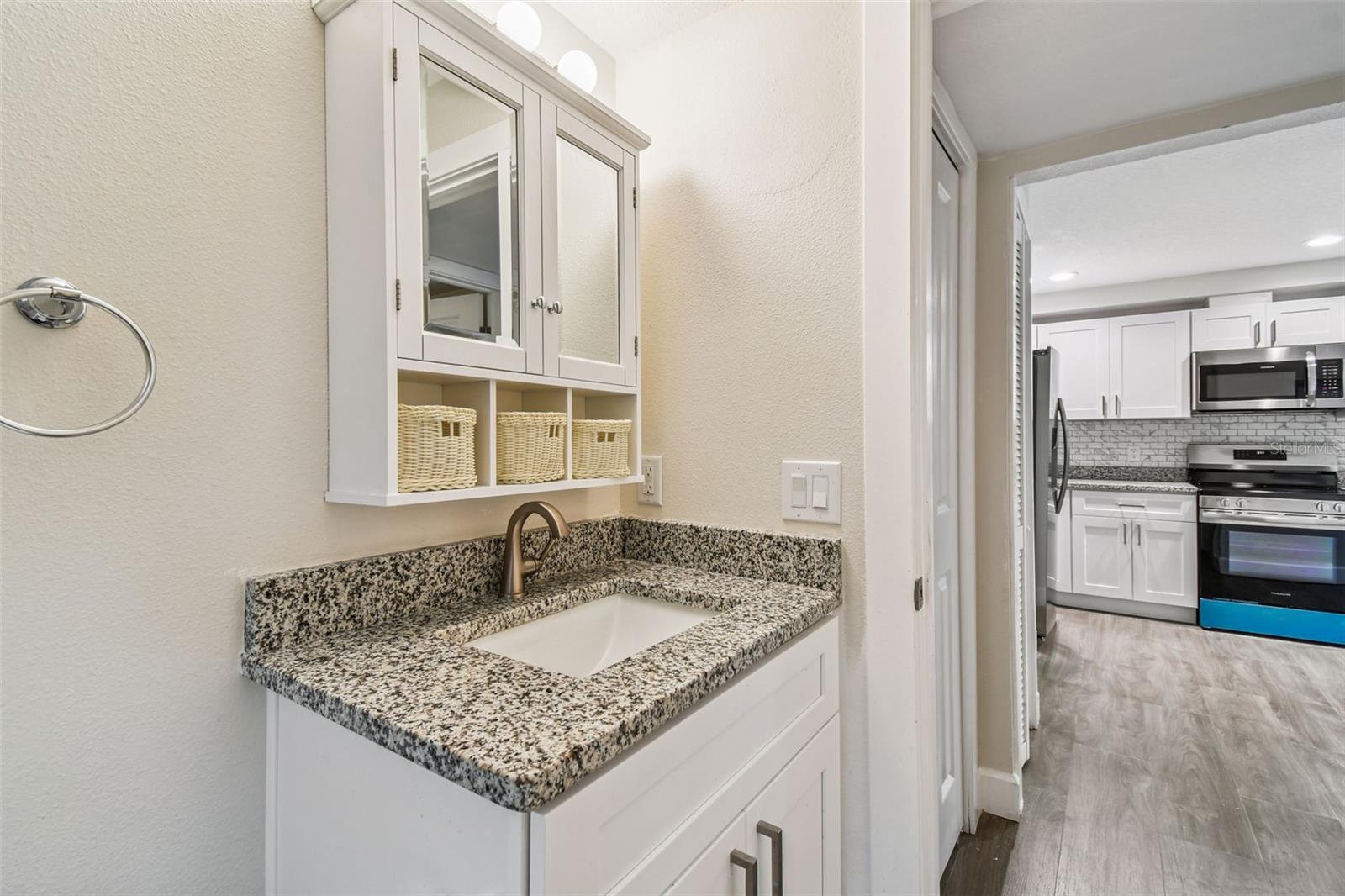 650 E TARPON AVE #C2 — photo 36