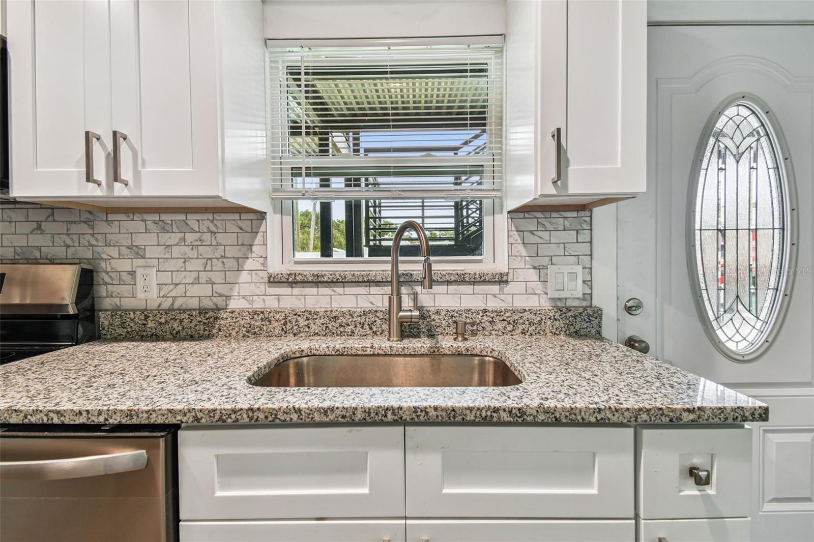 650 E TARPON AVE #C2 — photo 19