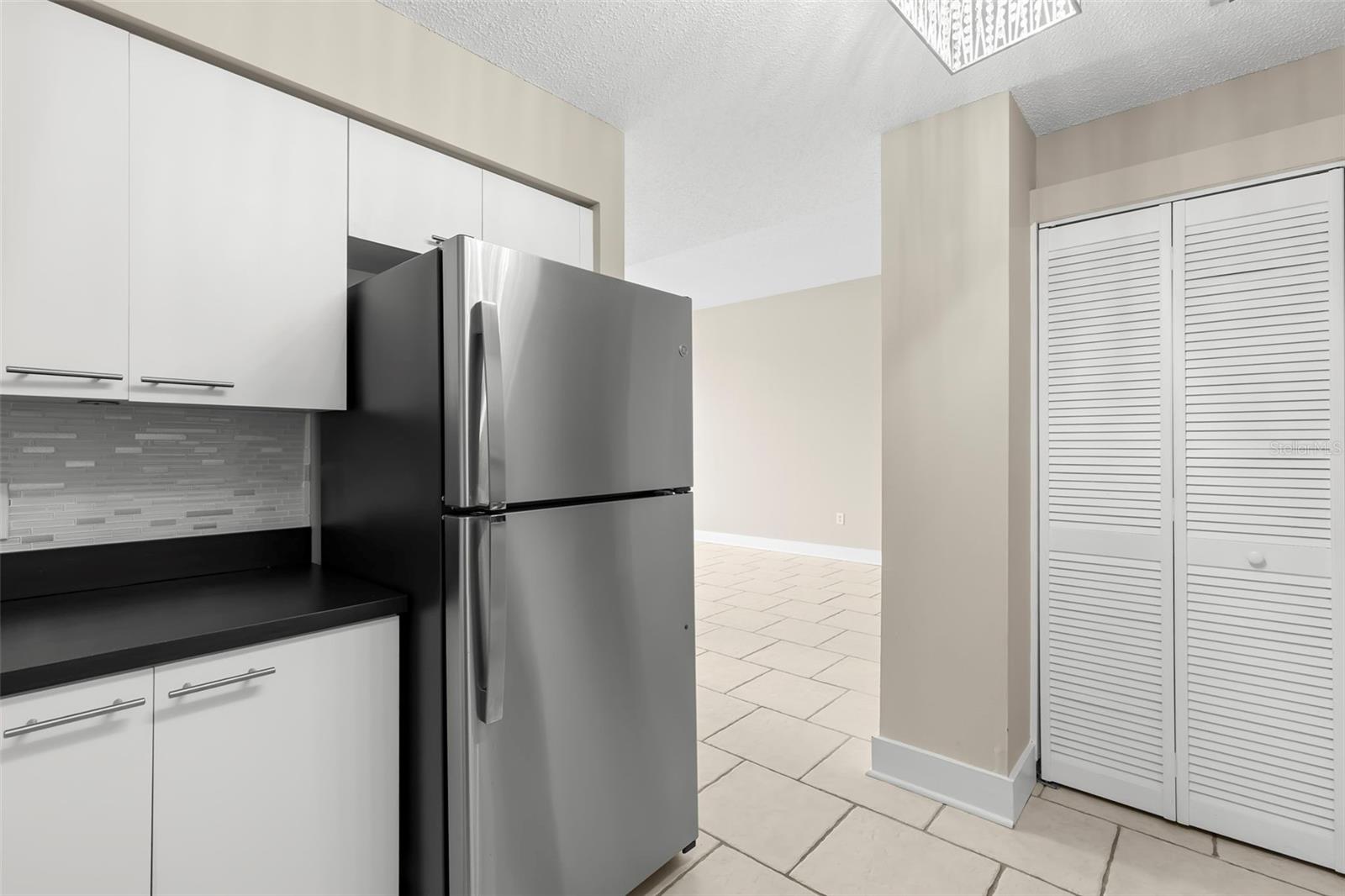 701 MIRROR LAKE DR N #201 — photo 17