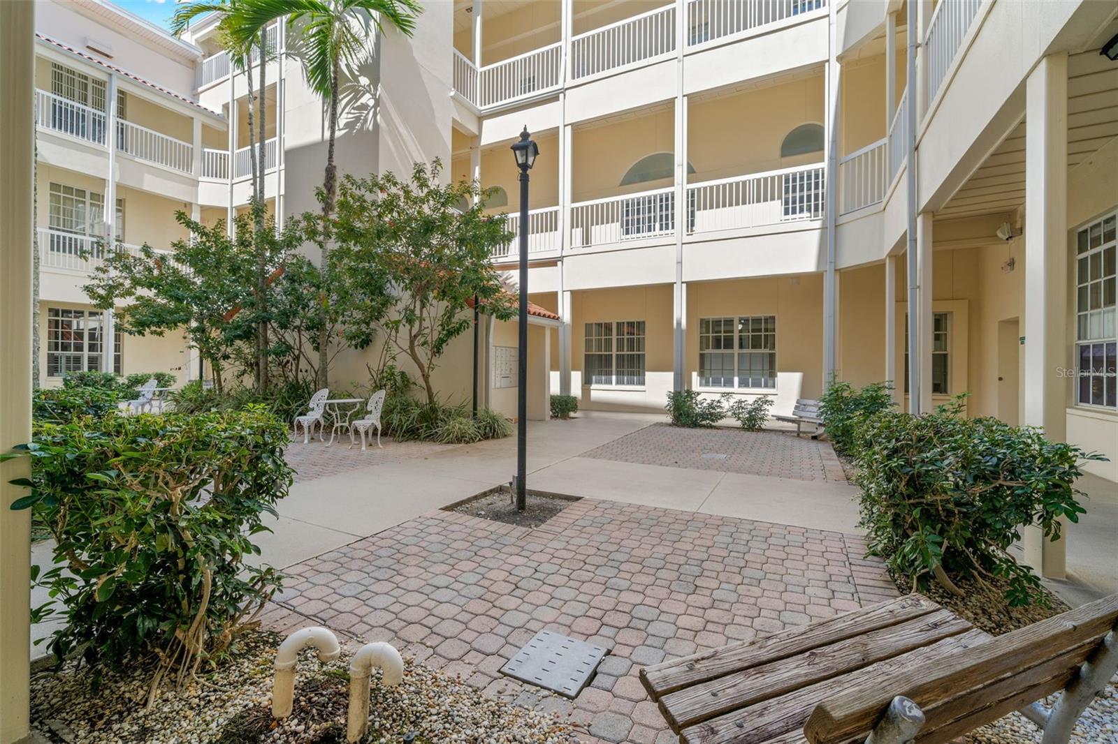 701 MIRROR LAKE DR N #201 — photo 30