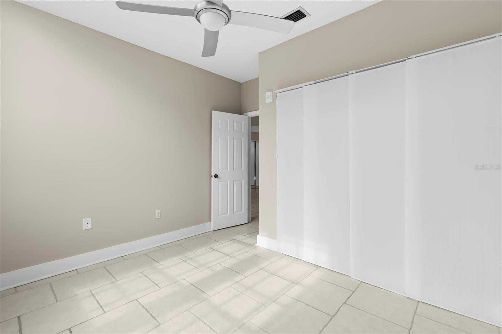 701 MIRROR LAKE DR N #201 — photo 22