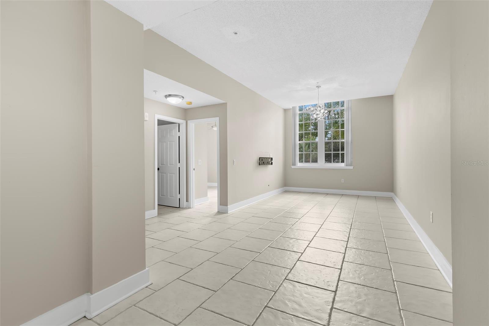 701 MIRROR LAKE DR N #201 — photo 7