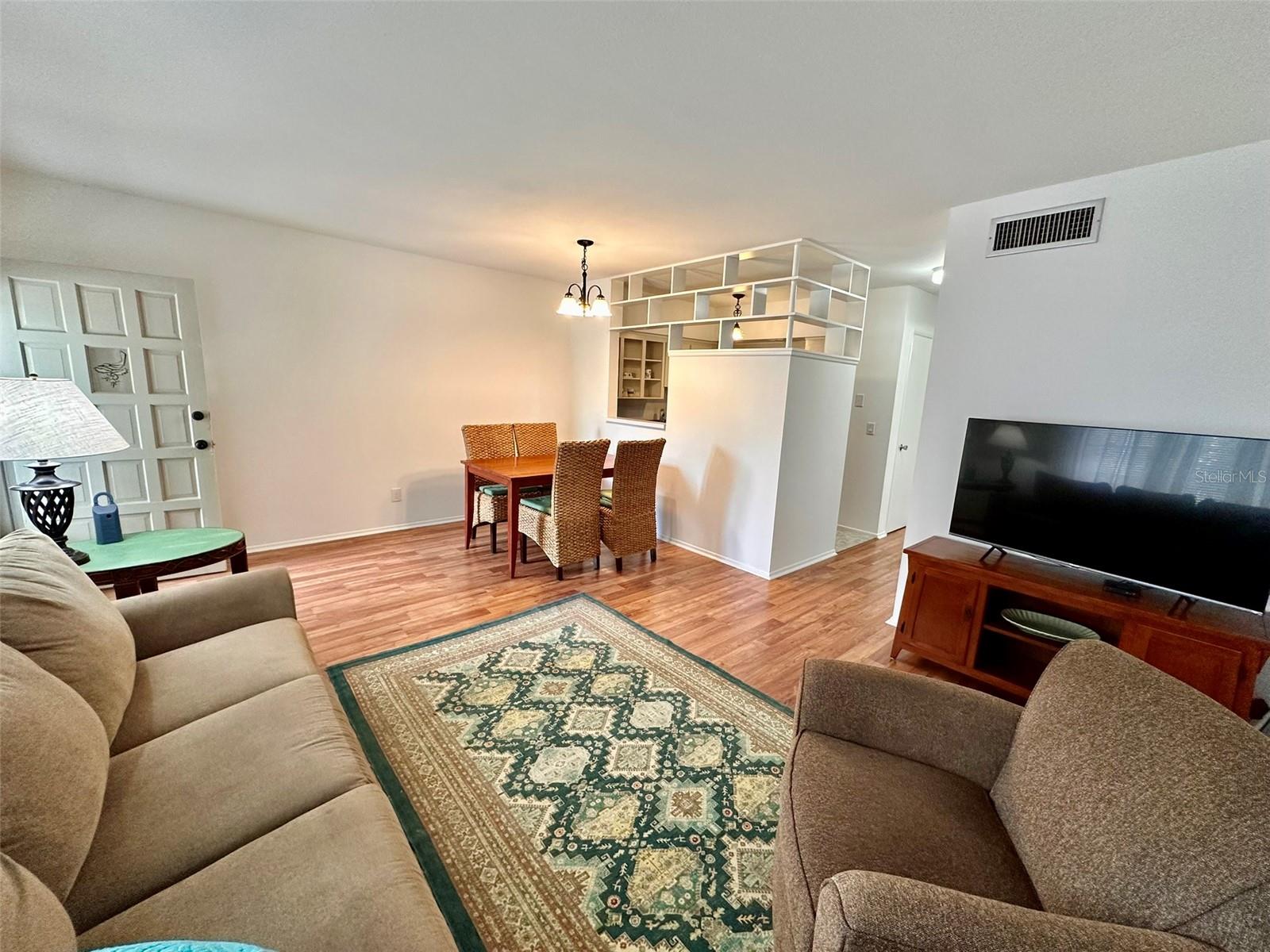 2100 WORLD PARKWAY BLVD #50 — photo 6