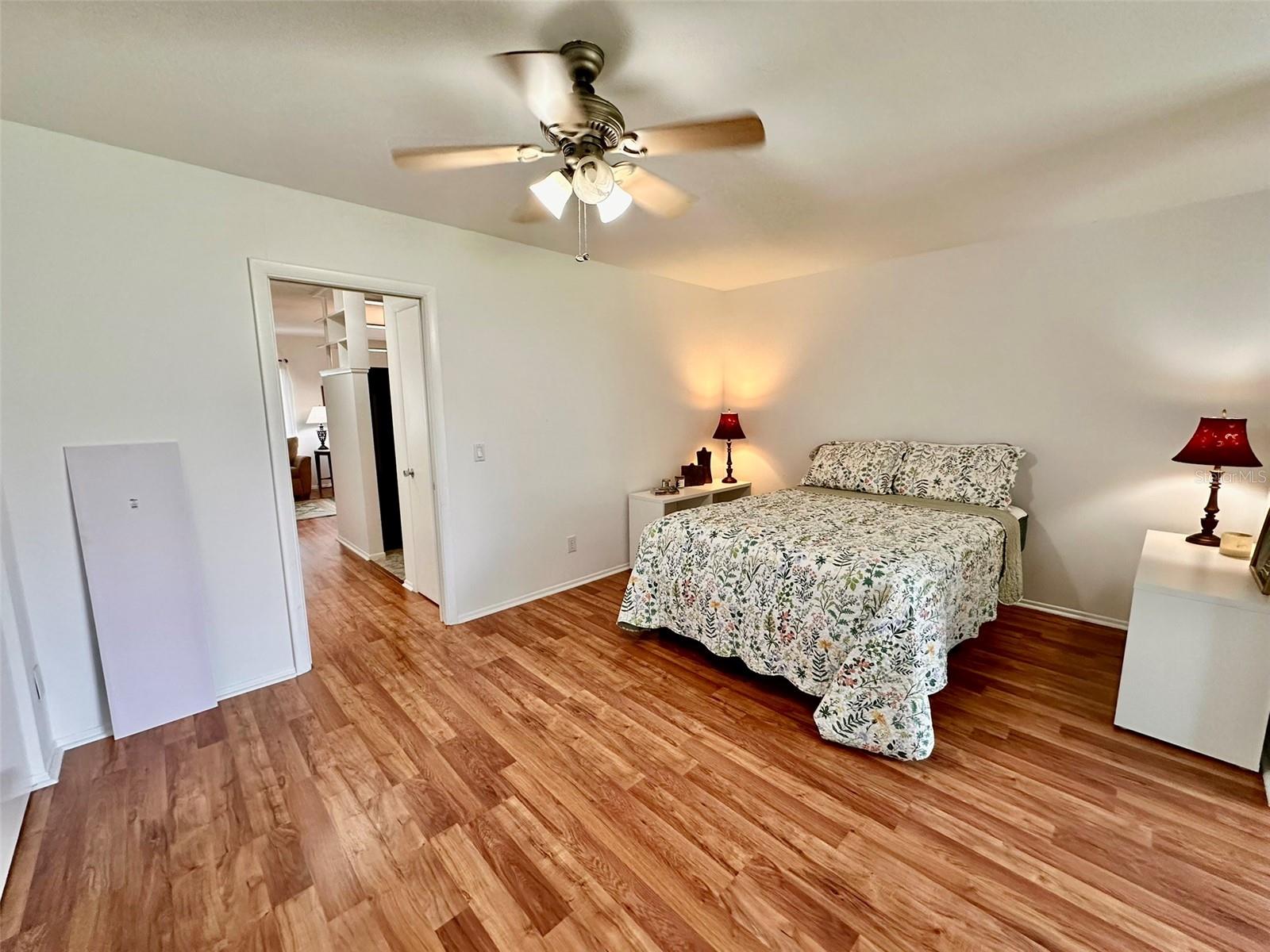 2100 WORLD PARKWAY BLVD #50 — photo 11
