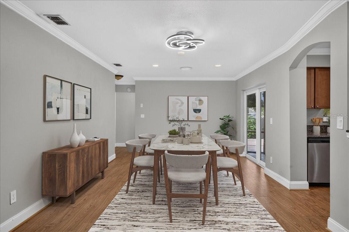 1221 E LIME ST — photo 14