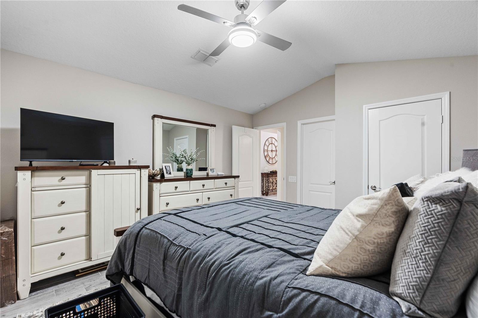 5350 WAR ADMIRAL DR — photo 19