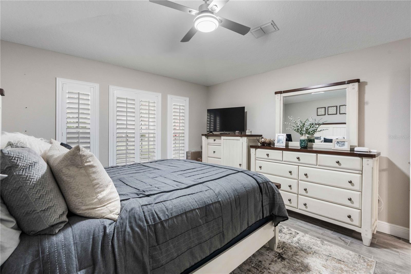 5350 WAR ADMIRAL DR — photo 20