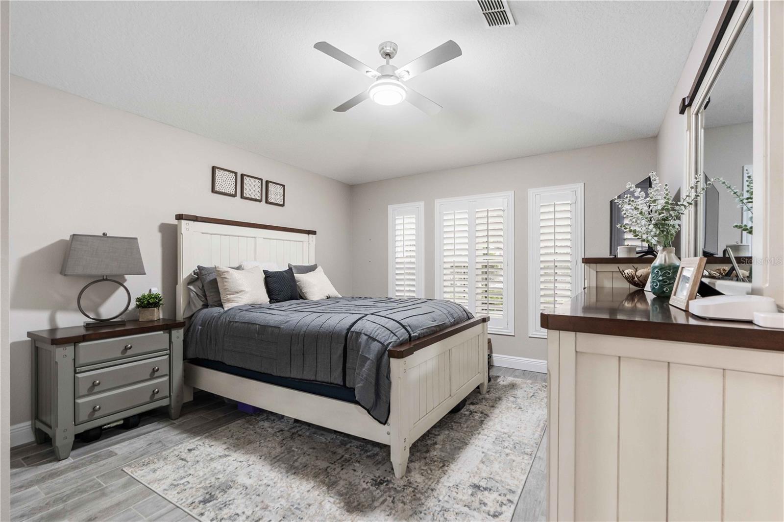 5350 WAR ADMIRAL DR — photo 18
