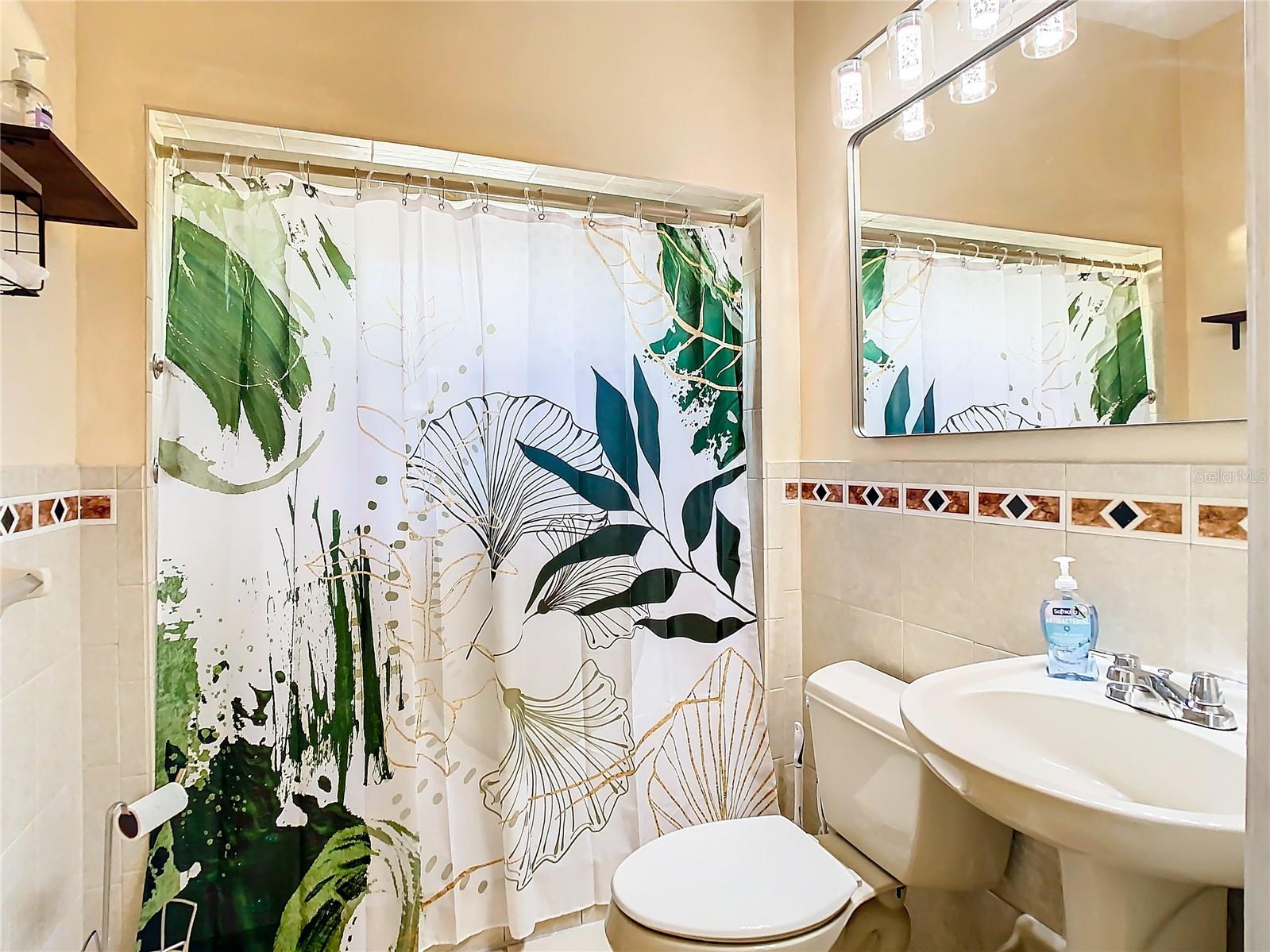3321 W AILEEN ST — photo 27