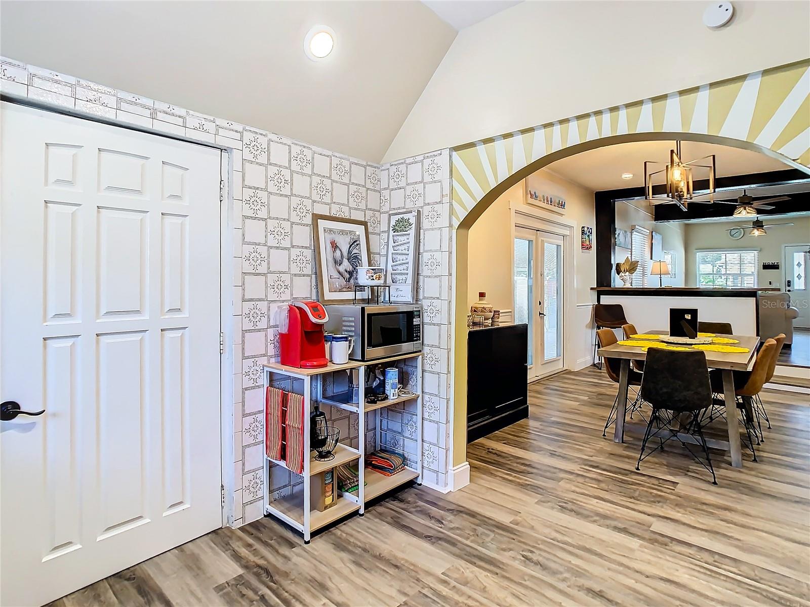 3321 W AILEEN ST — photo 19