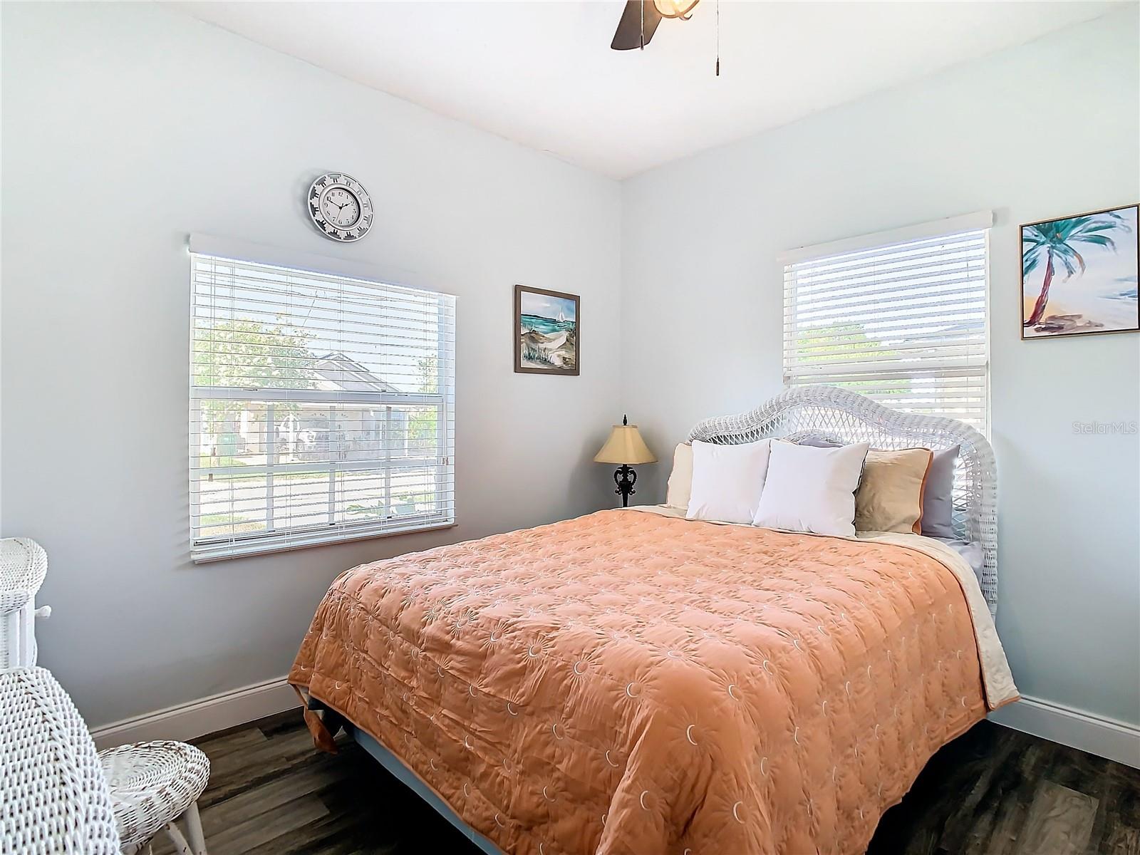 3321 W AILEEN ST — photo 25