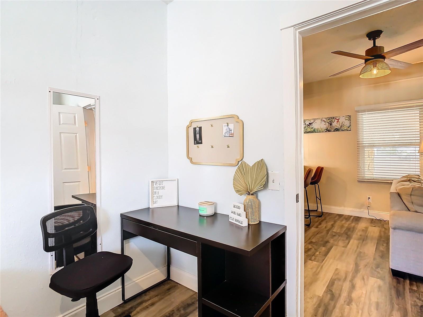 3321 W AILEEN ST — photo 22