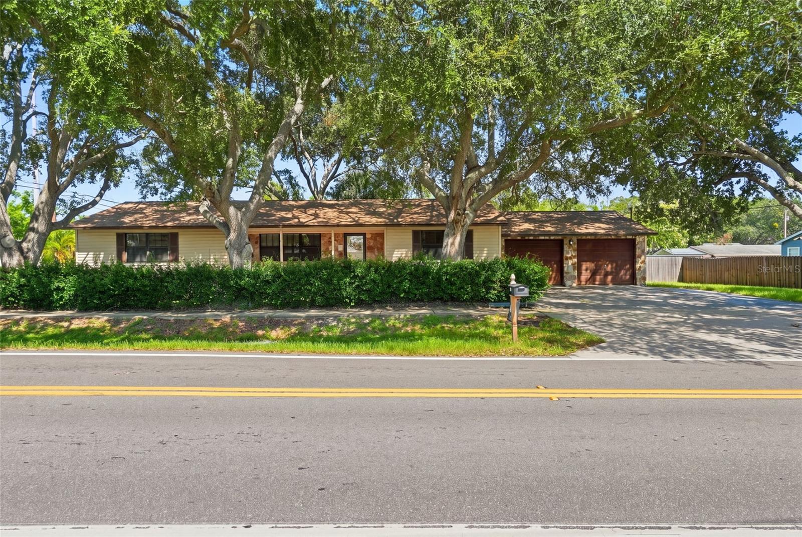 617 MEHLENBACHER RD — photo 3