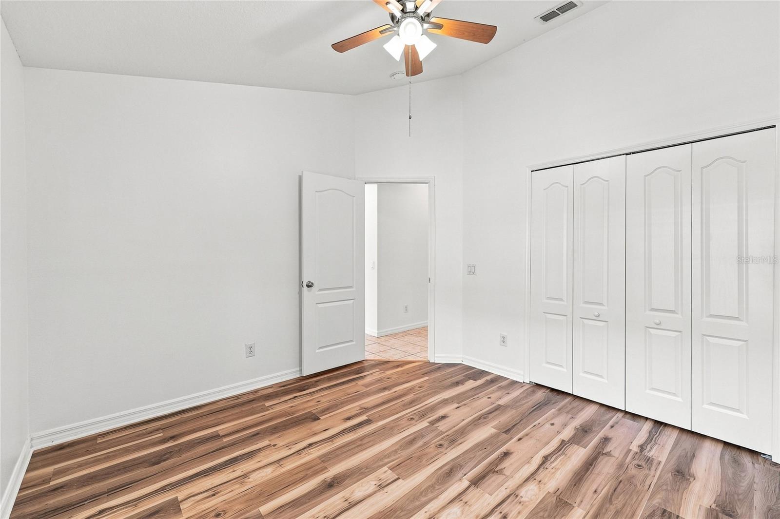 12018 NORTHUMBERLAND DR — photo 30