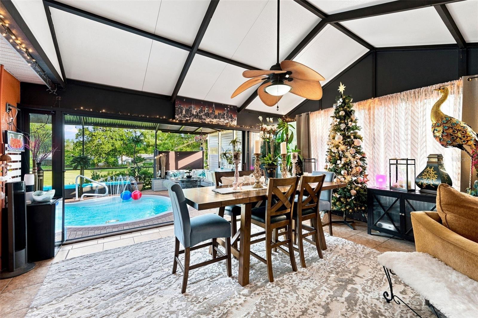 8136 GOLF CLUB CT — photo 24