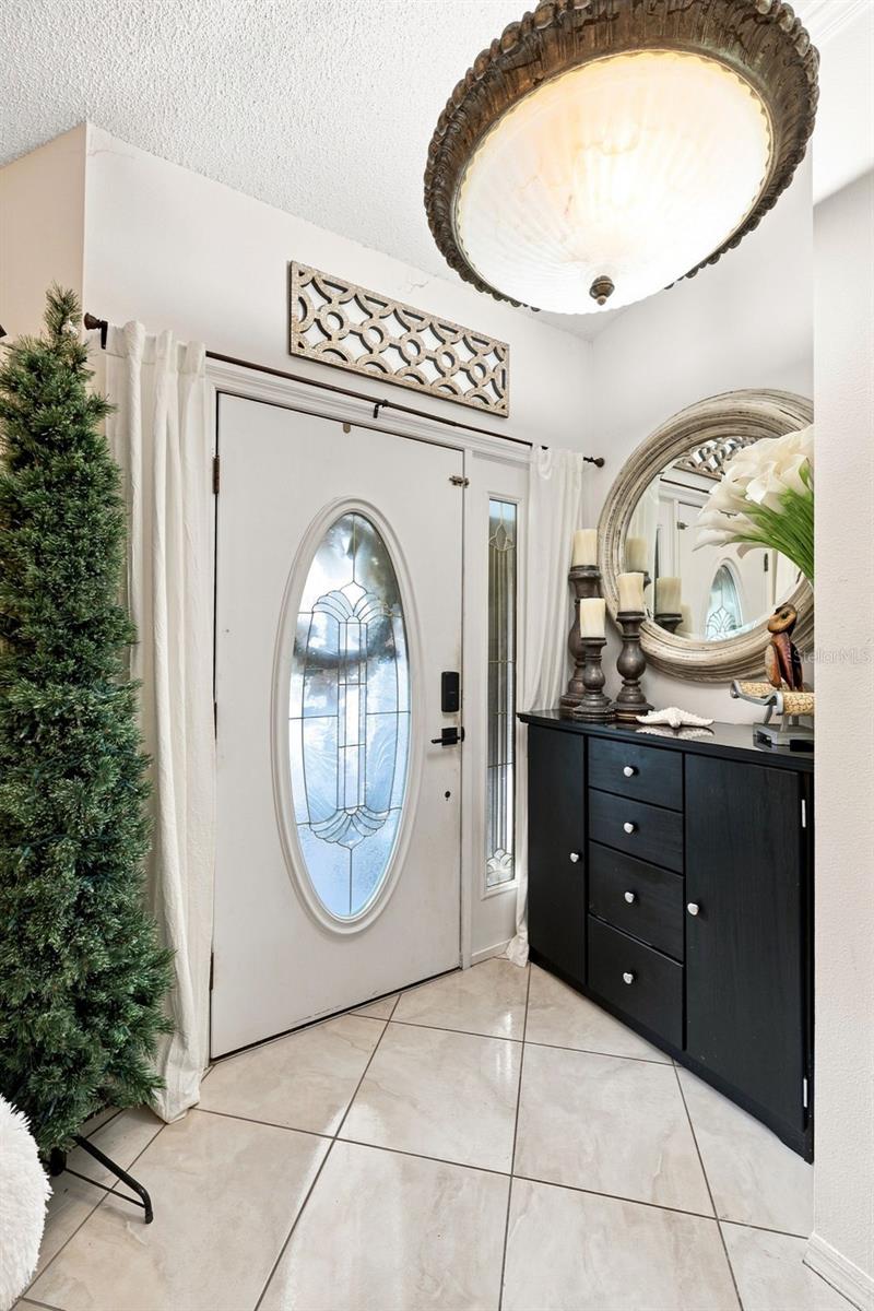 8136 GOLF CLUB CT — photo 9