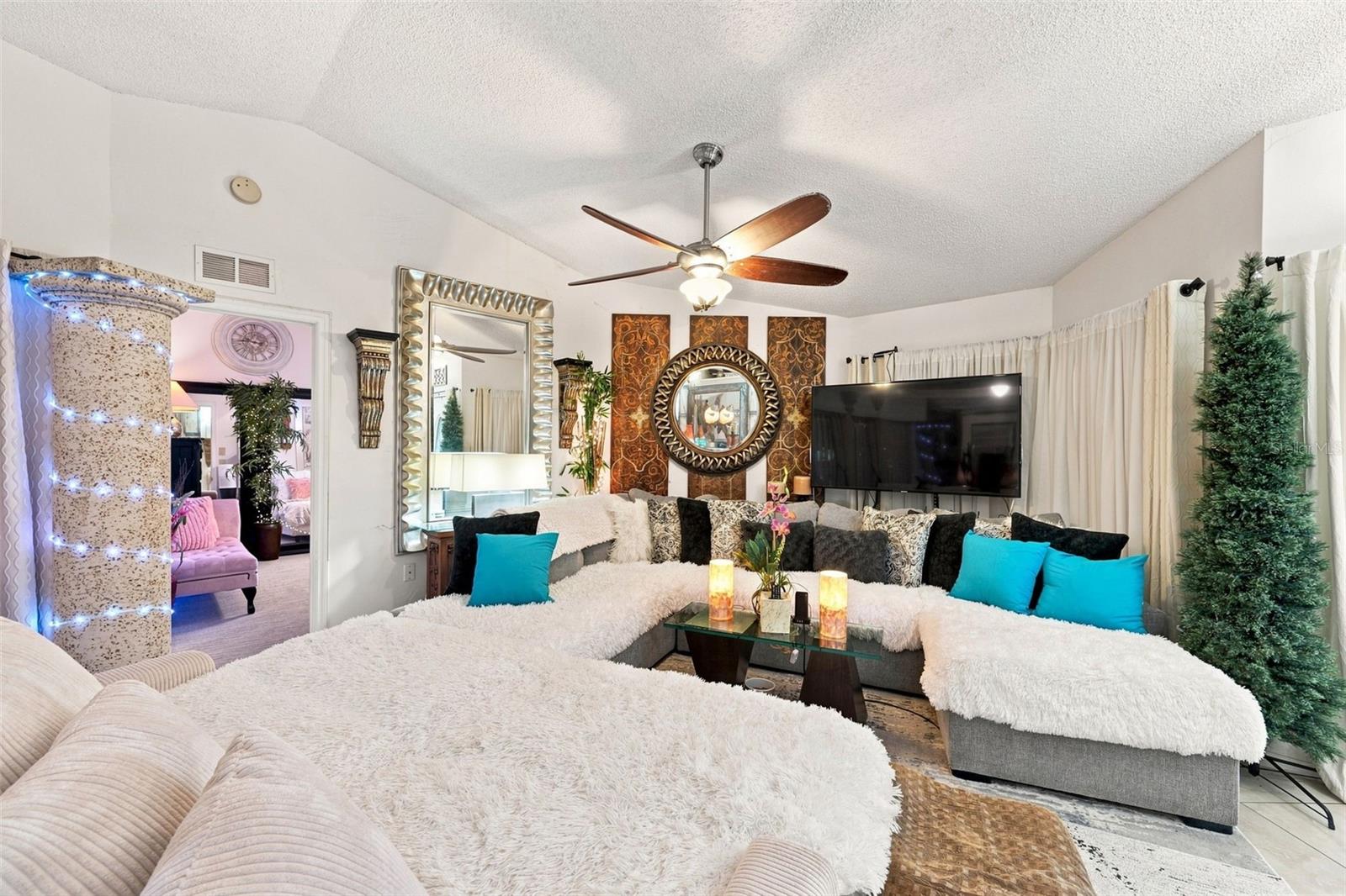 8136 GOLF CLUB CT — photo 11