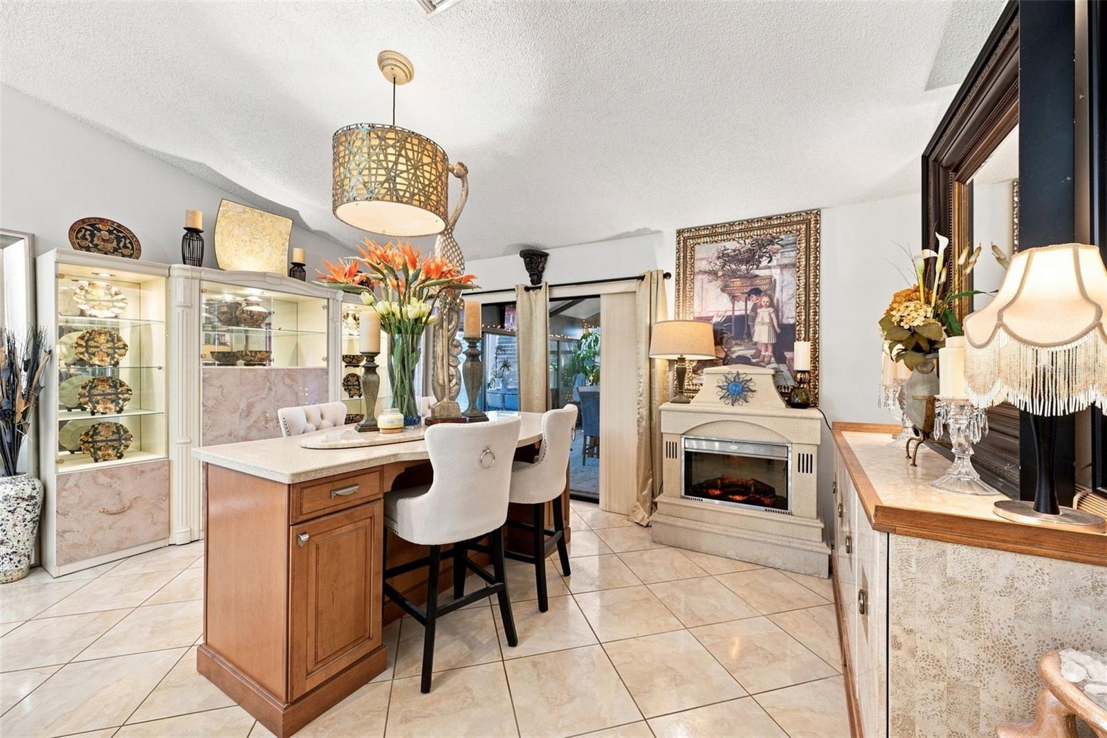 8136 GOLF CLUB CT — photo 21