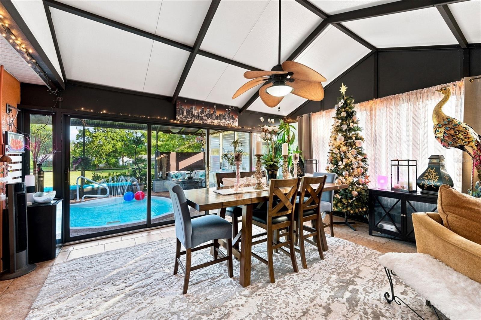 8136 GOLF CLUB CT — photo 5